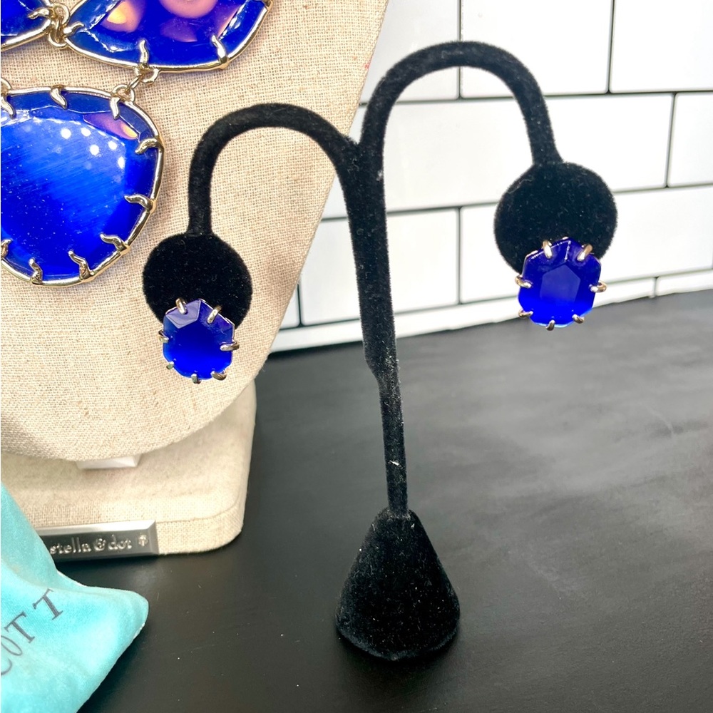 Kendra Scott Blue Cat Eye Morgan Studs